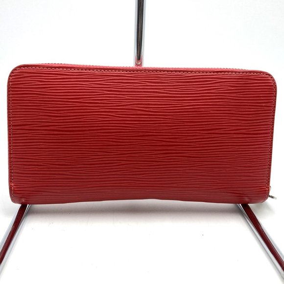 LOUIS VUITTON Red Leather Wallet - Picture 5 of 16